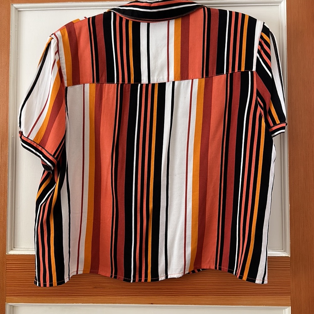 Volcom Button-Down Blouse With Peek-A-Boo Shoulde… - image 6